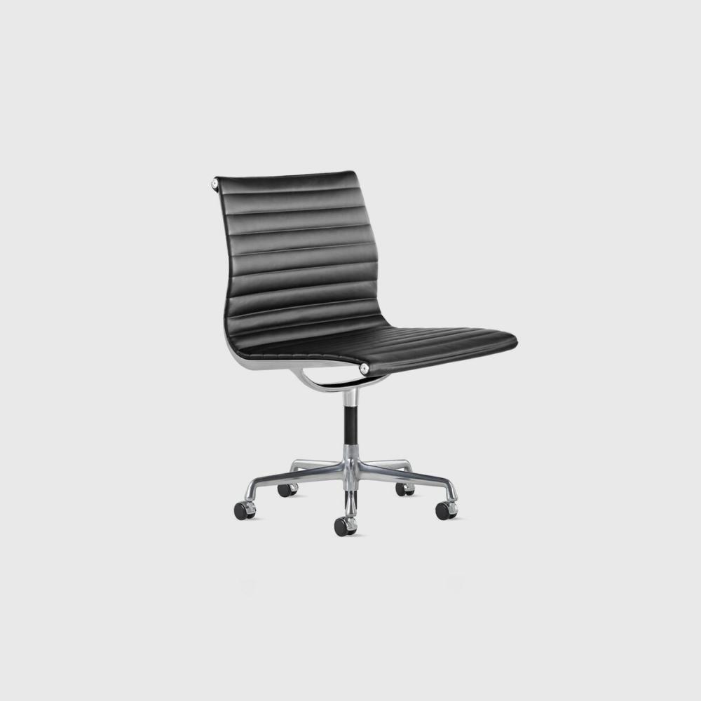 Eames Aluminium Group Management Chair Chair