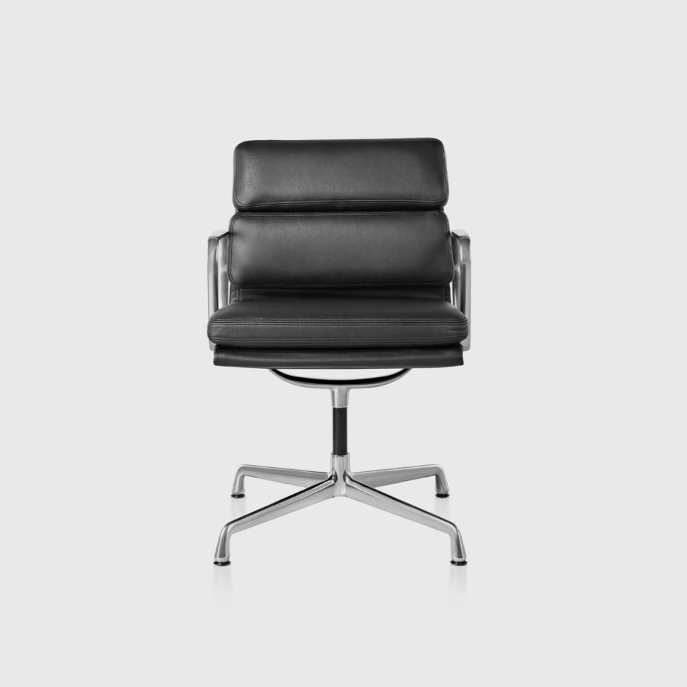 Eames® Soft Pad Side Chair Chair